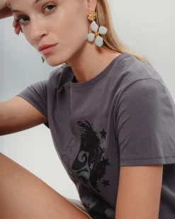 Camiseta Gris Ilustrada Promesas