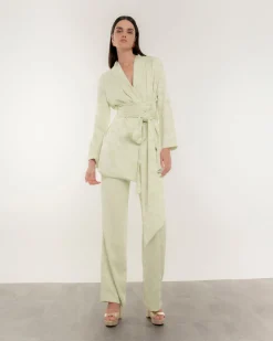 Chaqueta tipo kimono con fajín