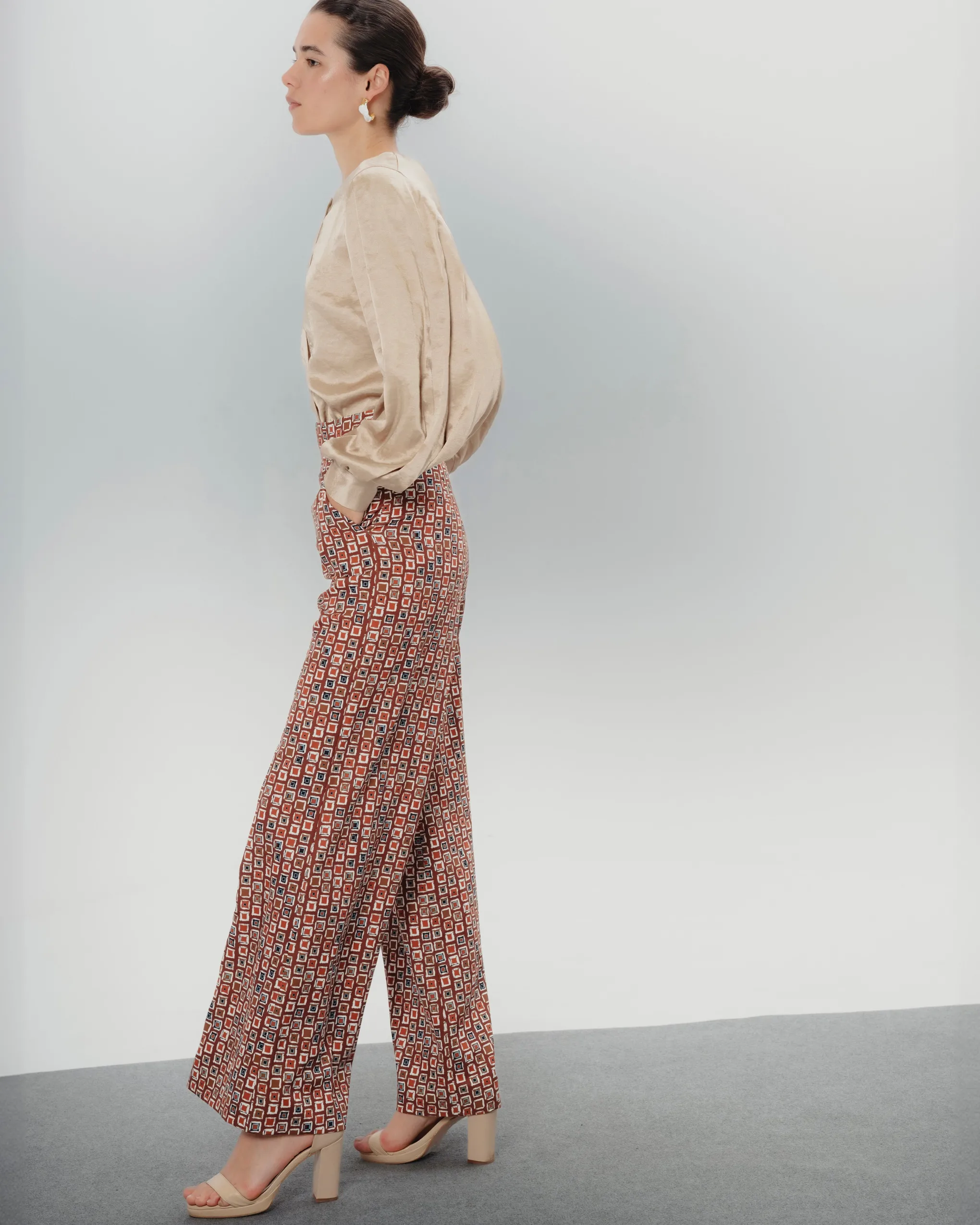 Pantalón estampado geométrico Manuela