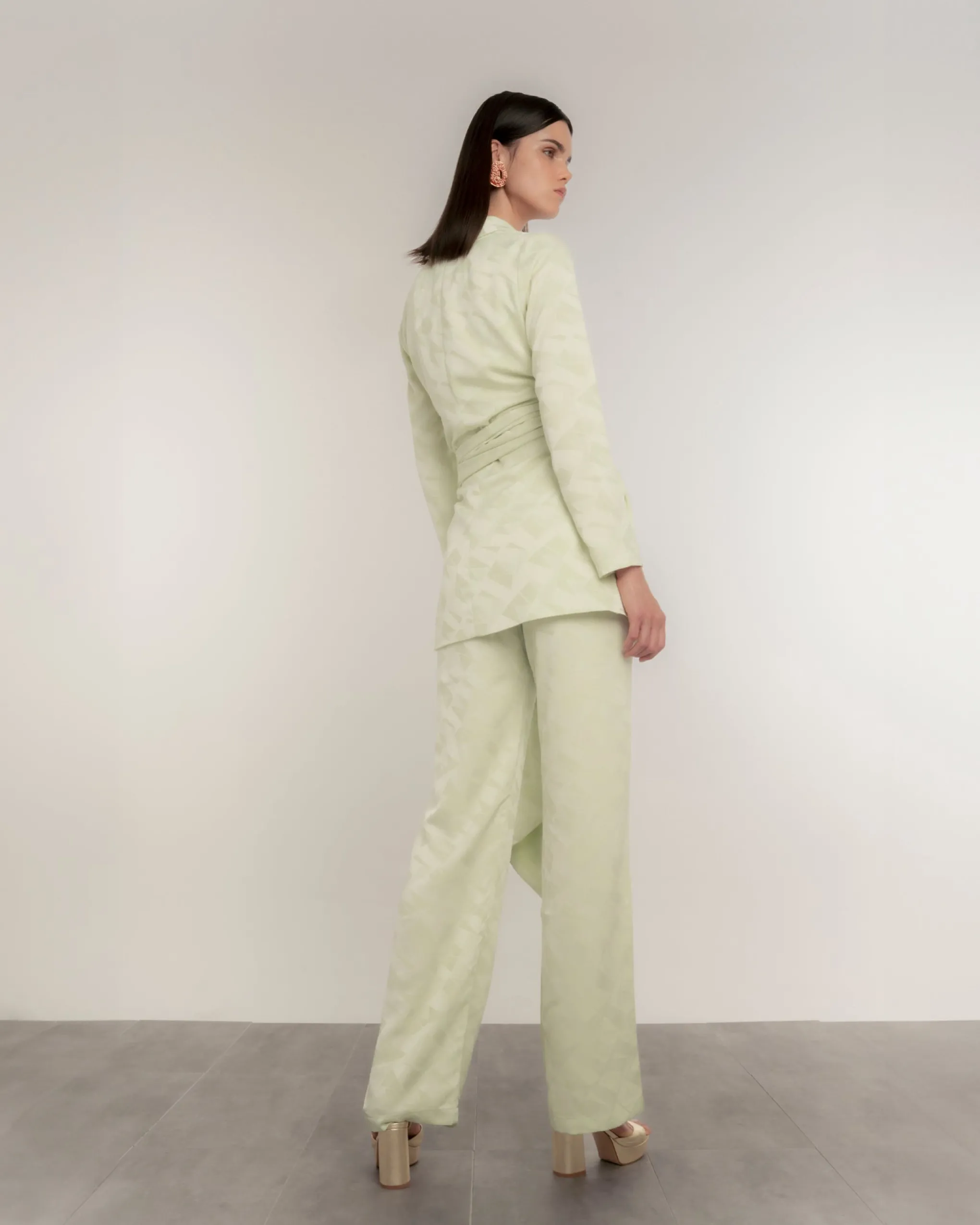 Pantalón recto fluido jacquard