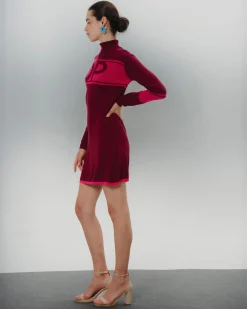 Vestido Corto Cuello Cisne Fucsia Clara