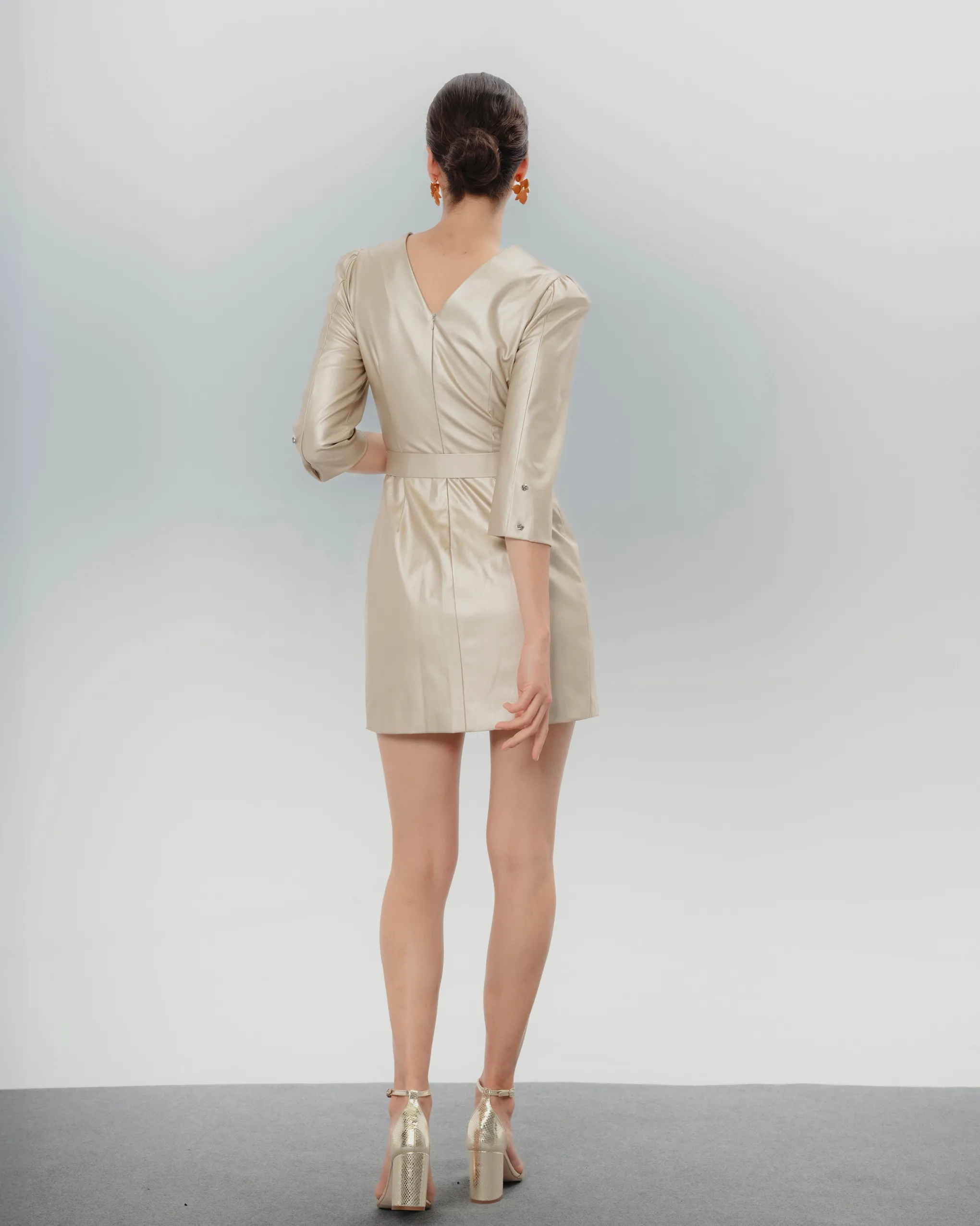 Vestido dorado Bella