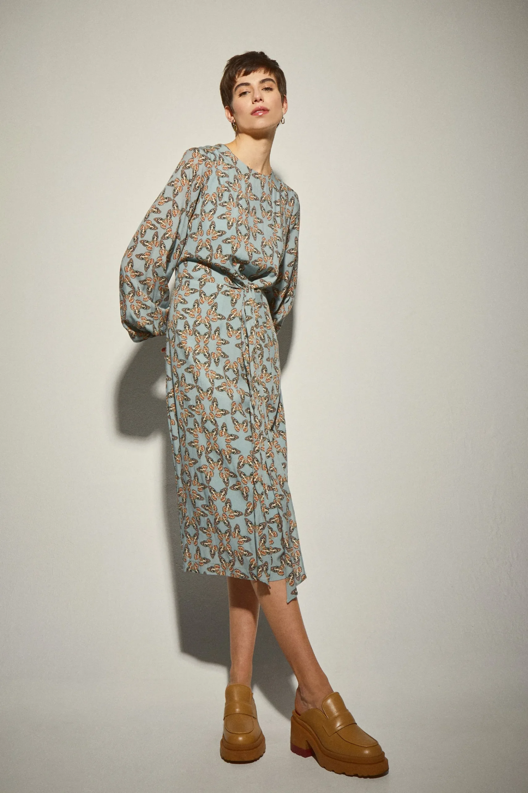 Vestido Midi Mariposas