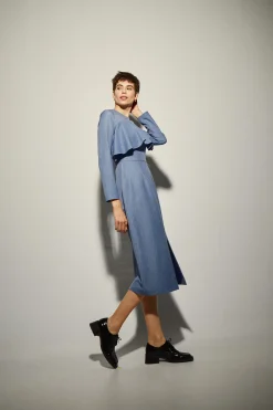 Vestido Volante Escote Azul